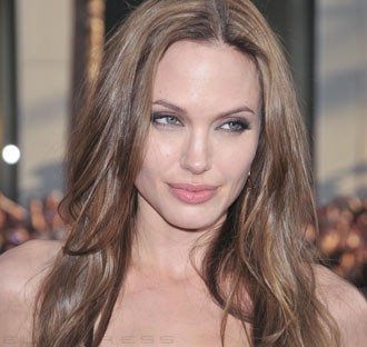 21587_107384-angelina-jolie-bi-d0001312D8793d2609779