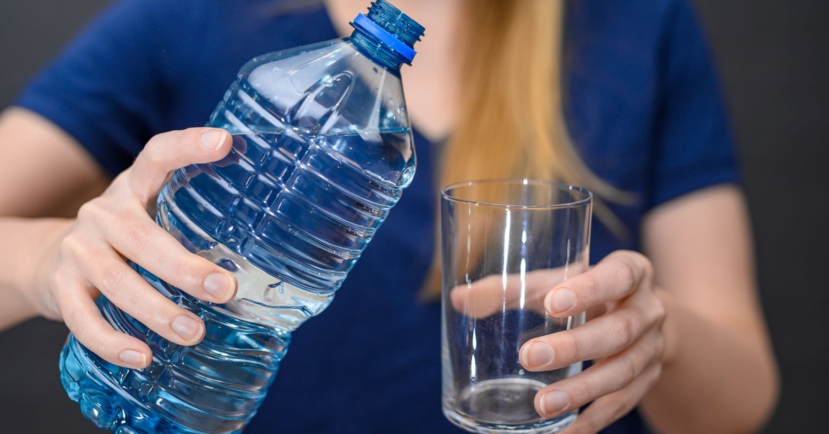 ZWROTKA SA wdraża system kaucyjny w sieciach Grupy Specjał