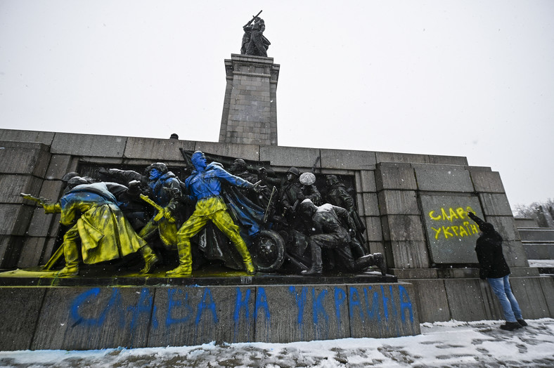 Bułgaria demontuje słynny pomnik Armii Czerwonej w Sofii