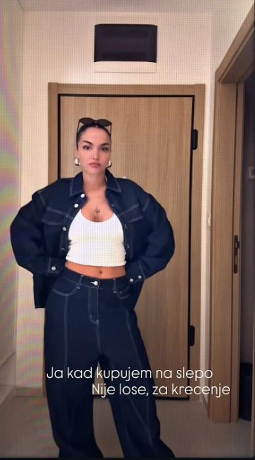 Teodora Džehverović kupila prevelike farmerke