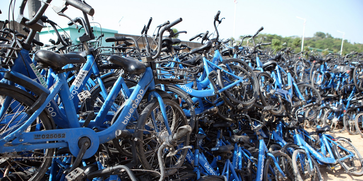 Firma Bluegogo ogłosiła koniec działalności w listopadzie 2017 roku. Od tamtej pory rowery firmy składowane są na parkingach i pustych placach Chin