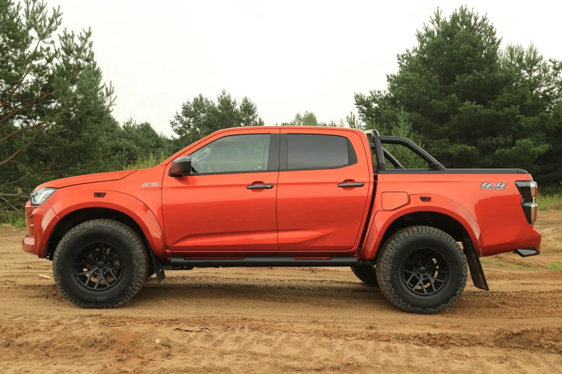 Isuzu D-Max Arctic Truck AT 35 (2022 r., 3. generacja)