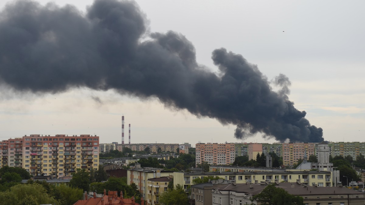 Łódź: pożar fabryki tworzyw sztucznych Coco-Werk na ul. Dąbrowskiego