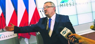 Czystka w rządzie PiS. Adam Adamczyk może odejść jako pierwszy