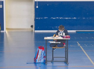 Dwa lata z Covid-19: Polska taka sama, tylko bardziej