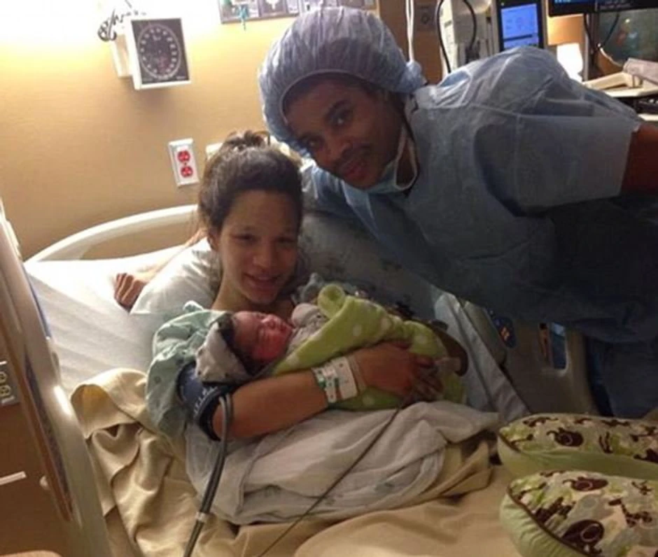 Kejdenovi roditelji posle rođenja bebe