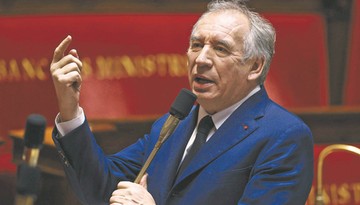 Głosowanie nad wotum zaufania dla premiera Francji. Opozycja szykuje się na upadek rządu