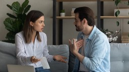 przymusowa-rozdzielnosc-majatkowa-pozew-ochrona-przed-dlugami