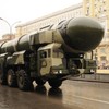 Moderne balističke nuklearne rakete na probi vojne parade u Moskvi, Rusija