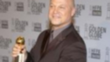 Michael Chiklis u boku Lucy Liu