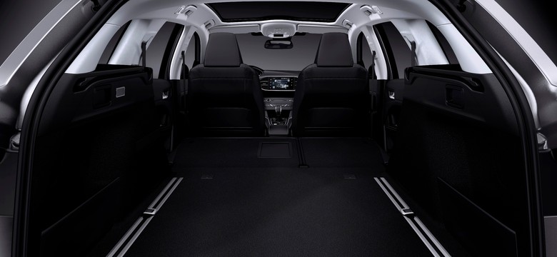 Nowe kombi przerosło Volkswagena i Toyotę! Pierwsze zdjęcia peugeot 308 SW