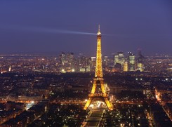 Paryżanie chwalą się Paryżem po amerykańsku