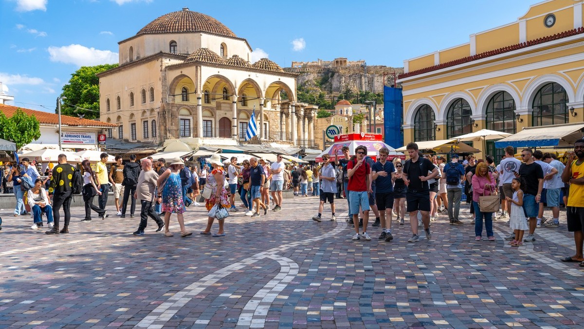 Kada su dva sveštenika ovo uradila na vašaru u Grčkoj, sve prisutne su razgalili (ilustracija)