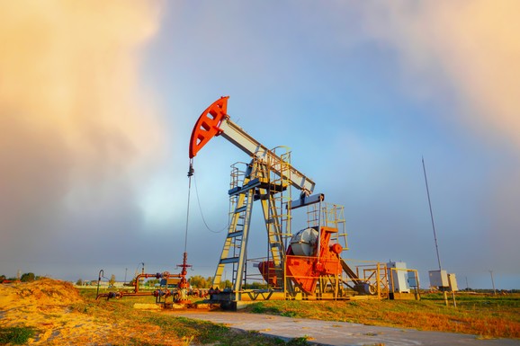 Cene nafte na najnižem nivou u poslednjih pet nedelja! Pale 10 odsto: Ovo je cena barela