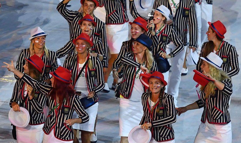 Rio 2016: Barwne stroje olimpijczyków na ceremonii otwarcia