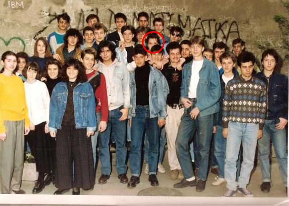 Jelena Obrenić sa svojim školskim drugovima