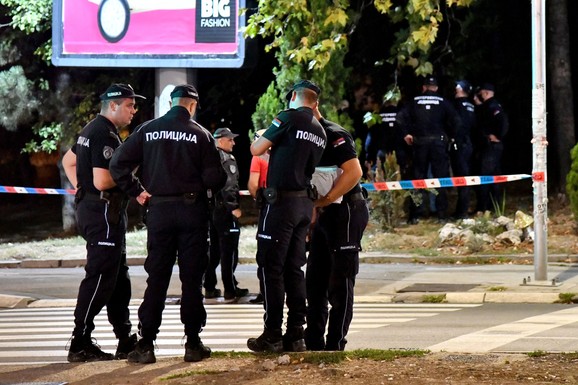 PIJAN TRČAO SA SAOBRAĆAJNIM ZNAKOM! Novi detalji ubadanja i 