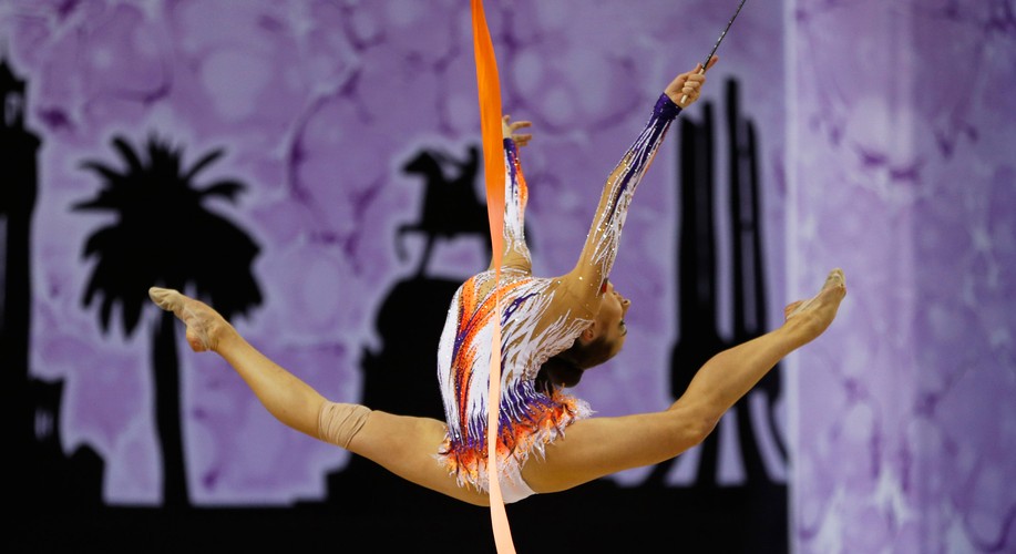 Ale one się wyginają. Gimnastyczki chyba są z gumy