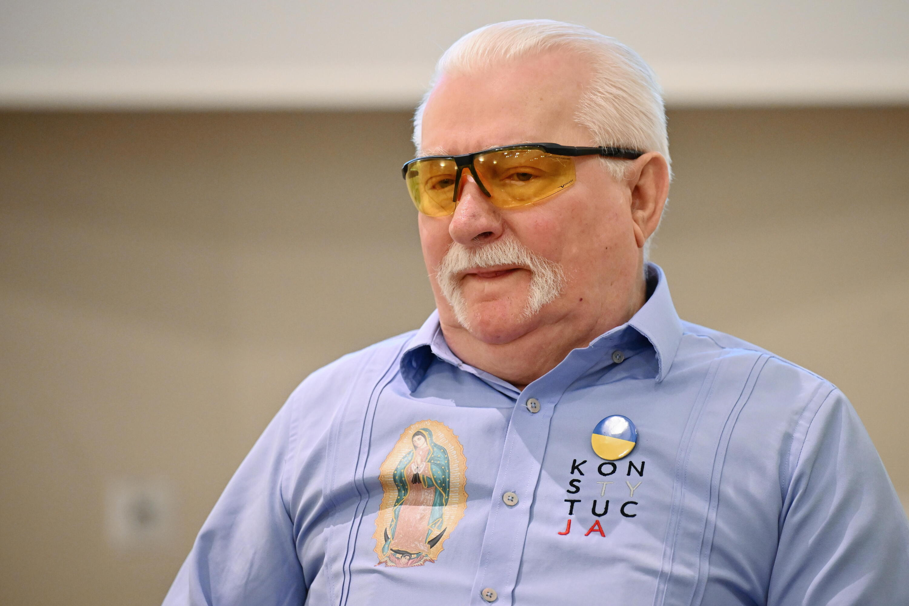 Lech Wałęsa po operacji barku: Były prezydent opuści szpital