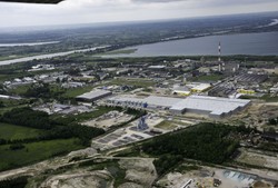 Gigant motoryzacyjny inwestuje w Polsce i otwiera nową fabrykę