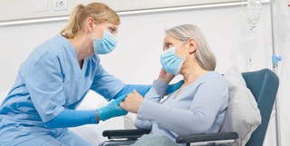 Nie ma winnych śmierci w DPS-ach w czasie Covid-19. Były doniesienia, są umorzenia