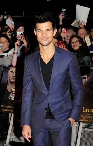 Taylor Lautner na premierze w Madrycie