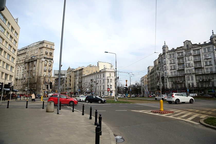 Zwężą jezdnię na Placu Unii Lubelskiej