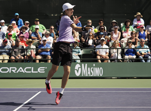 Indian Wells: Hurkacz znów sprawił niespodziankę. Wyeliminował Poullie i awansował do 3. rundy