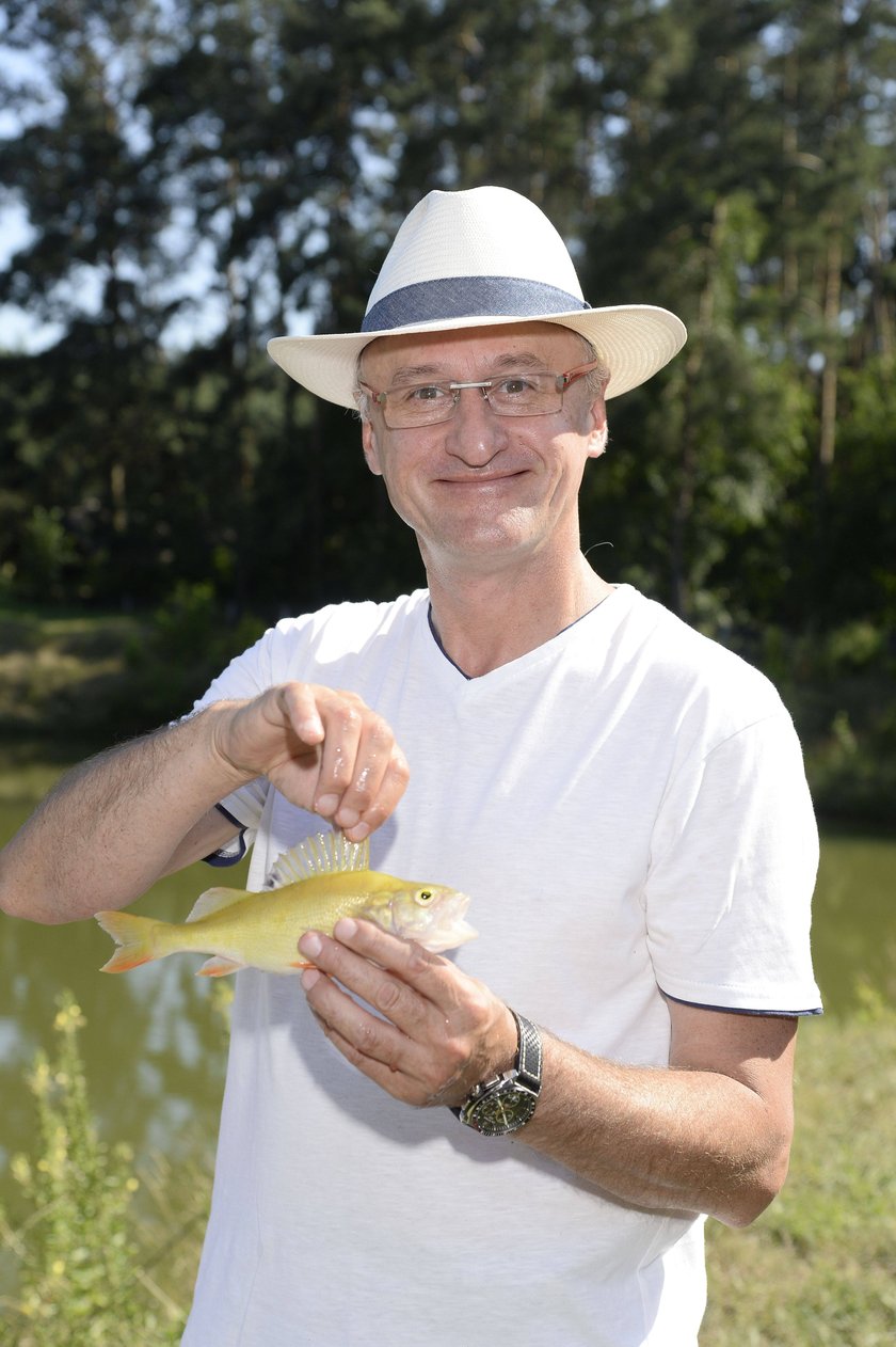 Andrzej Niemirski na zawodach aktorów w łowieniu ryb