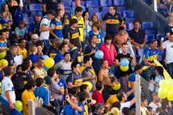 Kibic zadzwonił na telefon alarmowy i zgłosił, że jego drużynie ukradziono... dwa punkty