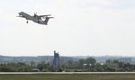 Twarde lądowanie samolotu na gdańskim lotnisku. Jedna osoba trafiła do szpitala