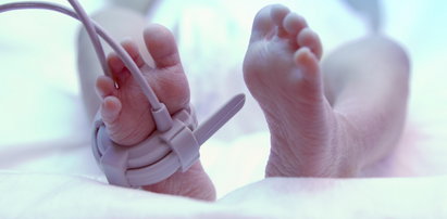 13-dniowe dziecko zarażone koronawirusem zmarło w Wielkiej Brytanii
