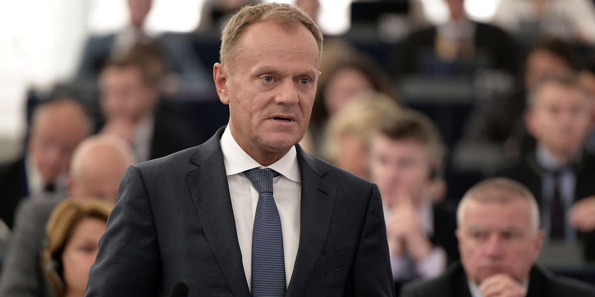 Szef Rady Europejskiej Donald Tusk mówił w Strasburgu o uchodźcach