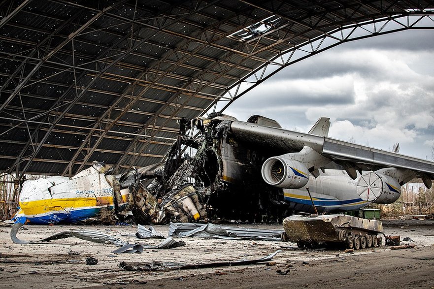 Z materiału po zniszczonym w działaniach wojennych samolocie An-225 Mrija do dalszego wykorzystania nadały się dwa ocalałe silniki Łotariew D-18T, które zdemontowano z wraku i przekazano do wykorzystania w samolotach An-124 Rusłan linii Antonowa bazujących w chwili inwazji na terenie Niemiec. Aktualnie Rusłany te biorą udział w transporcie uzbrojenia dla Sił Zbrojnych Ukrainy.