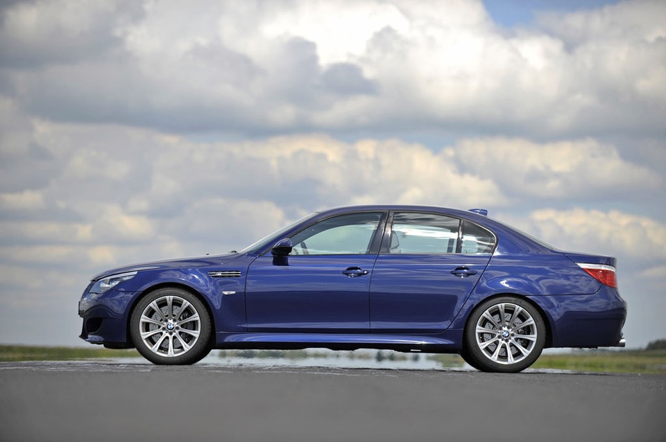 Бампер на m5