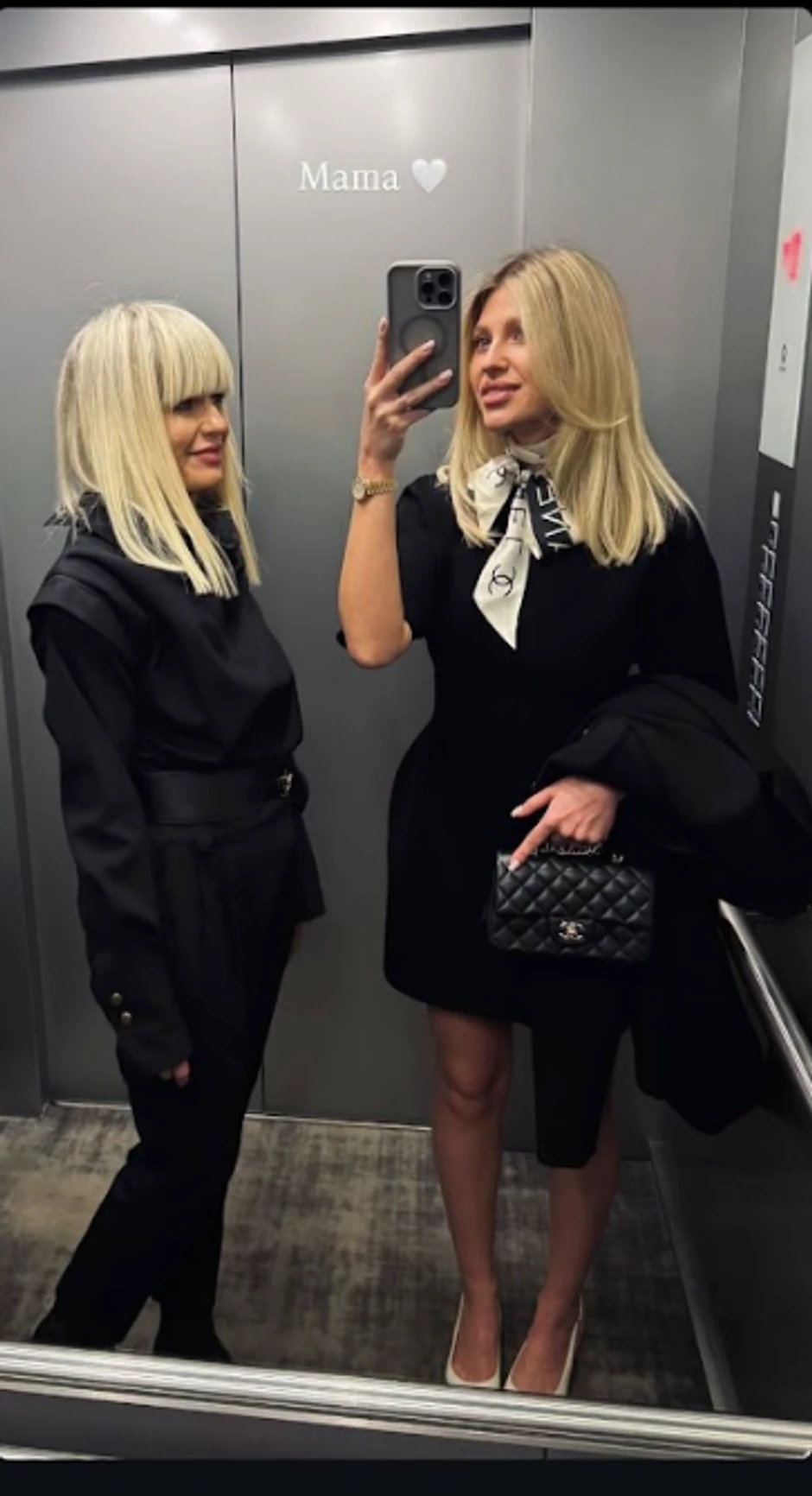 Saška Veselinov sa majkom u provodu