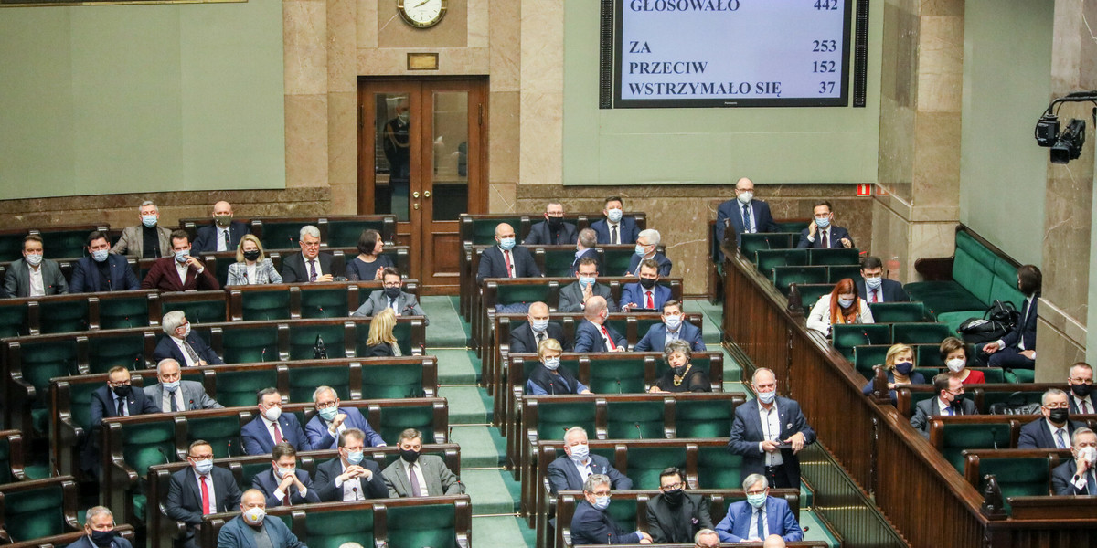 Sejm poparł specustawę, które reguluje zasady pobytu Ukraińców w Polsce.