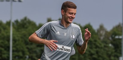 Sebastian Szymański czeka na transfer. Woli rezerwy Legii niż powrót do Rosji