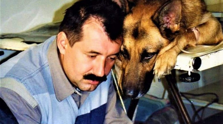 Lehoczki László  és hű társa, Mancs: 1999-ben, a törökországi földrengésnél egy hároméves kislányt találtak meg  élve a romok alatt
