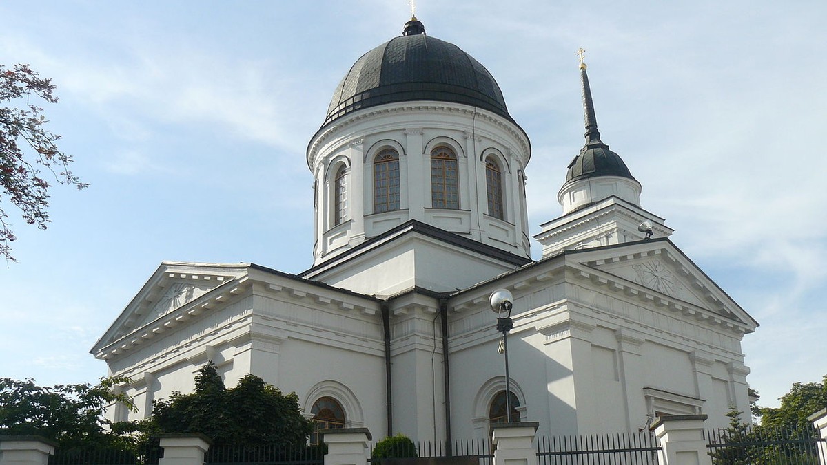 Od wczoraj trwają w Białymstoku cerkiewne uroczystości religijne związane z dwudziestą czwartą rocznicą przeniesienia relikwii św. Gabriela z Grodna do Białegostoku. Na Podlasiu kult tego świętego jest powszechny wśród wyznawców prawosławia. Główne uroczystości odbywają się w białostockiej katedrze św. Mikołaja. Przewodniczy im metropolita Polski, arcybiskup Sawa.