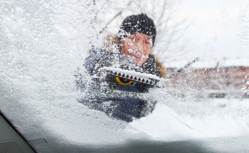 Mandat za odśnieżanie samochodu?