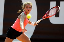 Chwalińska pokonała Vandeweghe. Siedmioro Polaków zagra na Wimbledonie!