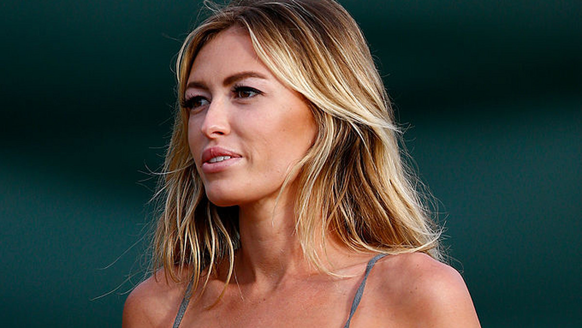 Paulina Gretzky, córka słynnego hokeisty Wayne'a Gretzky'ego, na swoim profilu na Instagramie pochwaliła się niezwykle prowokującym zdjęciem. Męska część fanów modelki jest zachwycona fotografią.