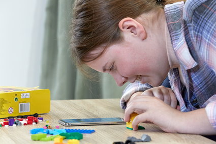Lego wydaje instrukcje w alfabecie Braille'a i audio do odsłuchania