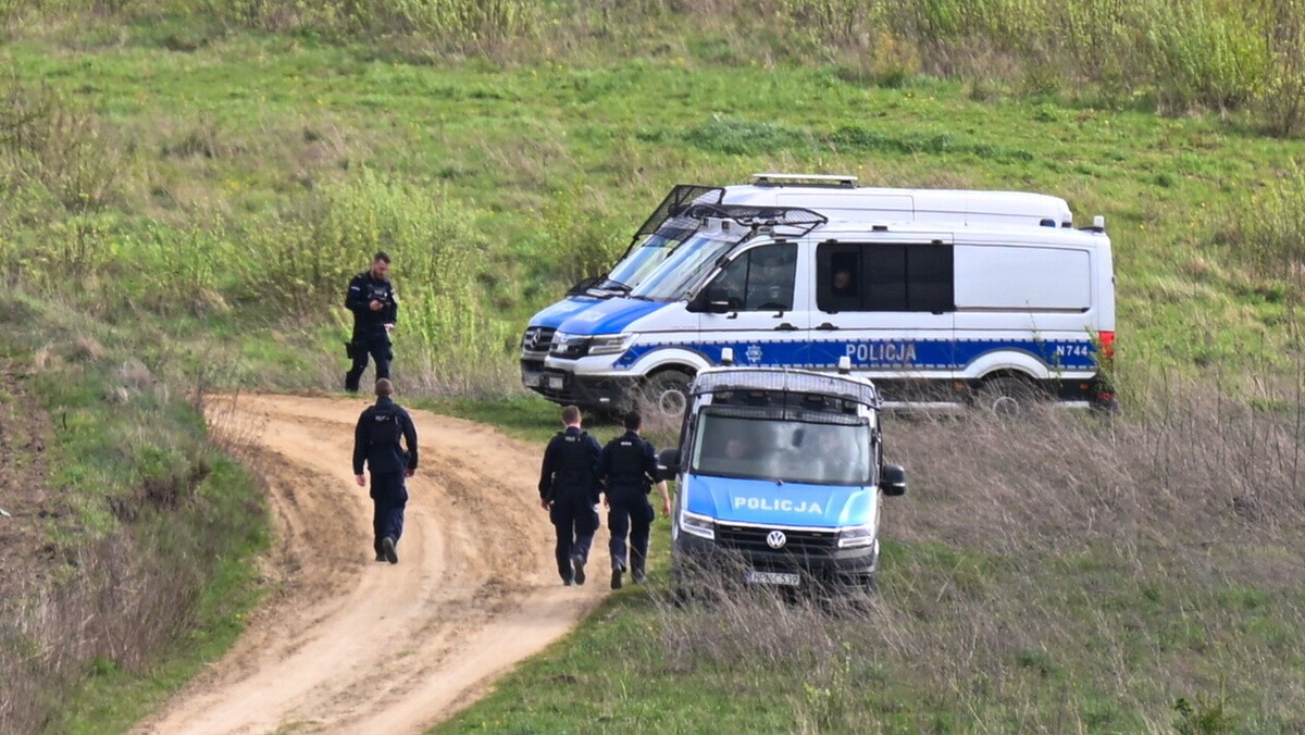 Służby dokonały zatrzymania Rafała Z. na terenie powiatu gdańskiego — informuje Polska Agencja Prasowa. Mężczyzna został schwytany na terenie zabudowań gospodarczych – przekazała rzeczniczka prasowa Komendanta Wojewódzkiego Policji w Gdańsku komisarz Karina Kamińska.