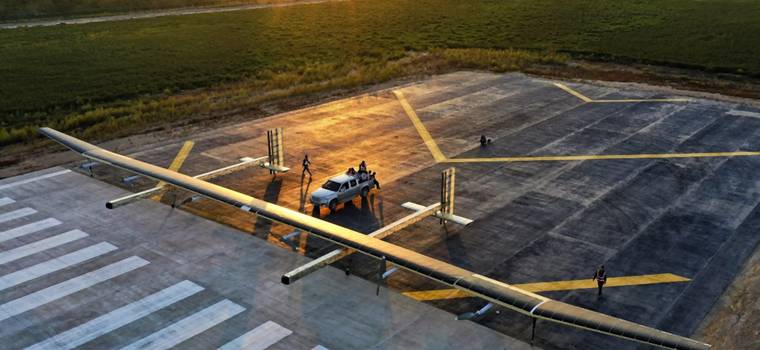 Chiny budują największego drona solarnego na świecie. Dziewiczy lot "Gwiazdy Porannej" na wideo