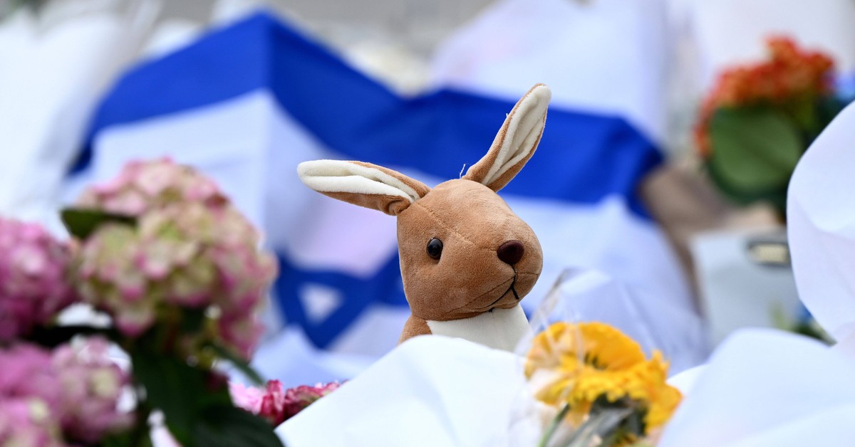 Strzelanina w Australii: kim są sprawcy ataku na plaży Bondi w Sydney, w której zginęło 16 osób?