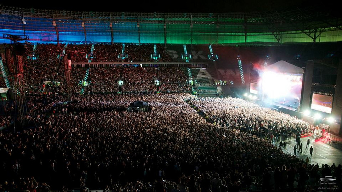 12 czerwca na Stadionie Miejskim we Wrocławiu odbędzie się festiwal "Dozwolone od lat 18". Na scenie wystąpią legendy polskiej piosenki: Maryla Rodowicz, Krzysztof Krawczyk, Ryszard Rynkowski, Grażyna Łobaszewska, Jerzy Połomski, Wojciech Gąssowski oraz zespół Czerwone Gitary. Sprzedaż biletów ruszy w sobotę.