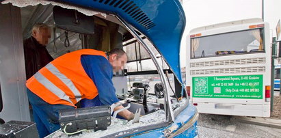 Autokar z Irlandczykami zderzył się z tramwajem