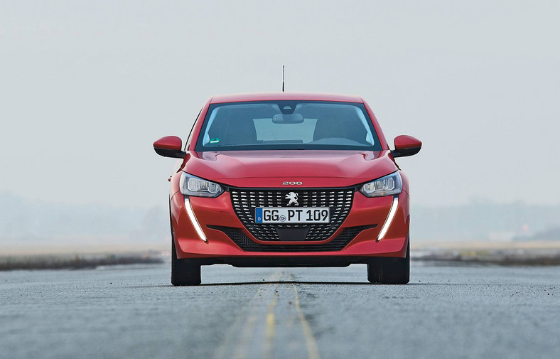 Peugeot 208 PureTech 100